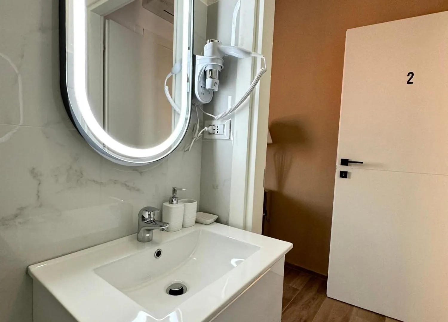Serenity B&B Brescia 0*,  Italy